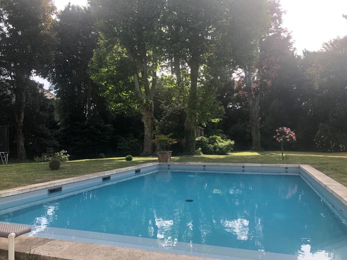 La Grande Carree Bed & Breakfast Saint Cyr sur Loire Bagian luar foto