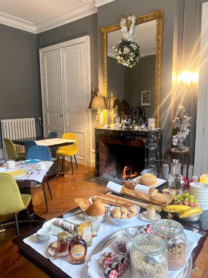 La Grande Carree Bed & Breakfast Saint Cyr sur Loire Bagian luar foto