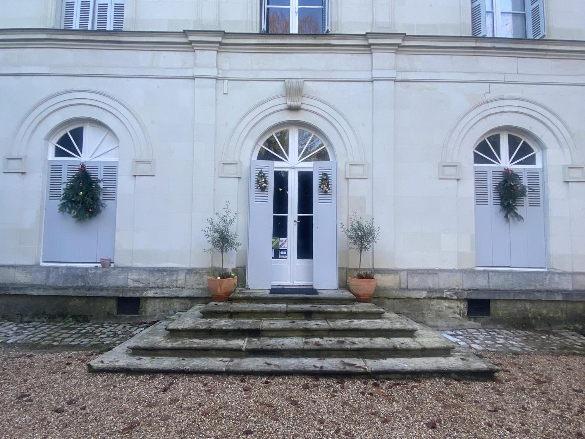 La Grande Carree Bed & Breakfast Saint Cyr sur Loire Bagian luar foto